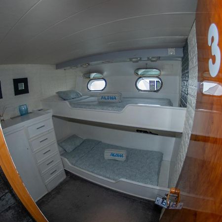 Boat Aloha Ξενοδοχείο Sant Adria de Besos Εξωτερικό φωτογραφία