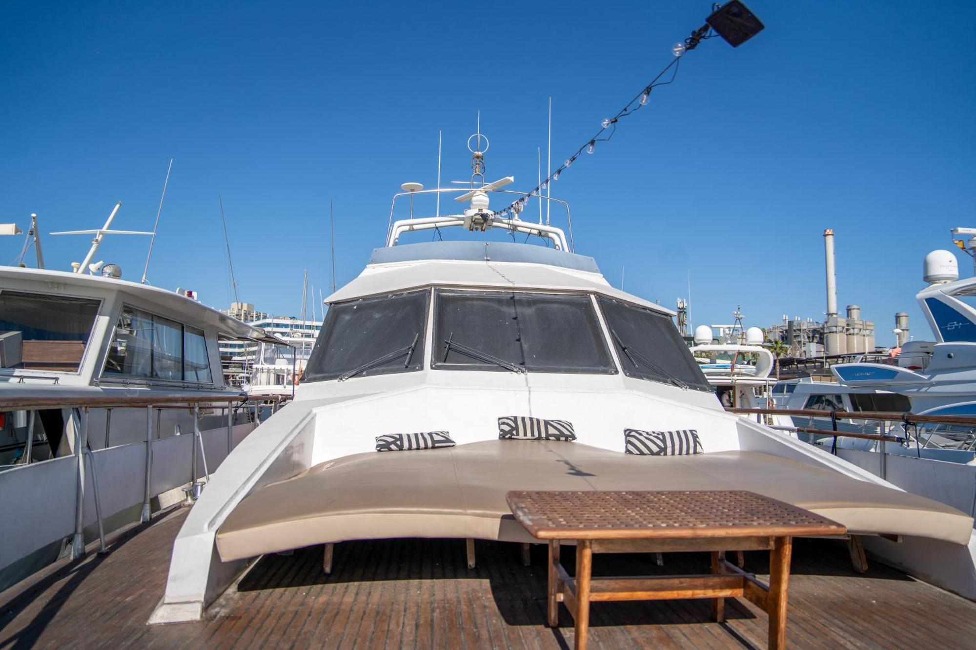 Boat Aloha Ξενοδοχείο Sant Adria de Besos Εξωτερικό φωτογραφία