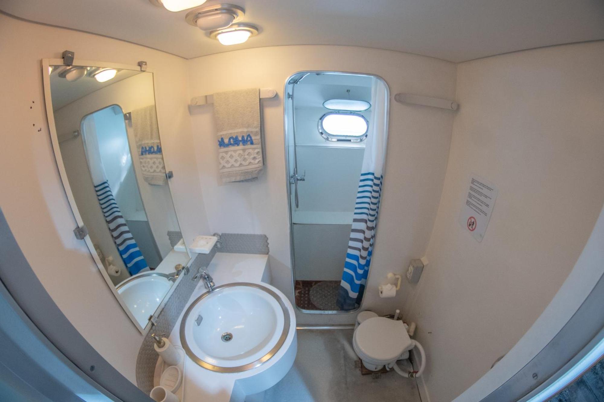 Boat Aloha Ξενοδοχείο Sant Adria de Besos Εξωτερικό φωτογραφία