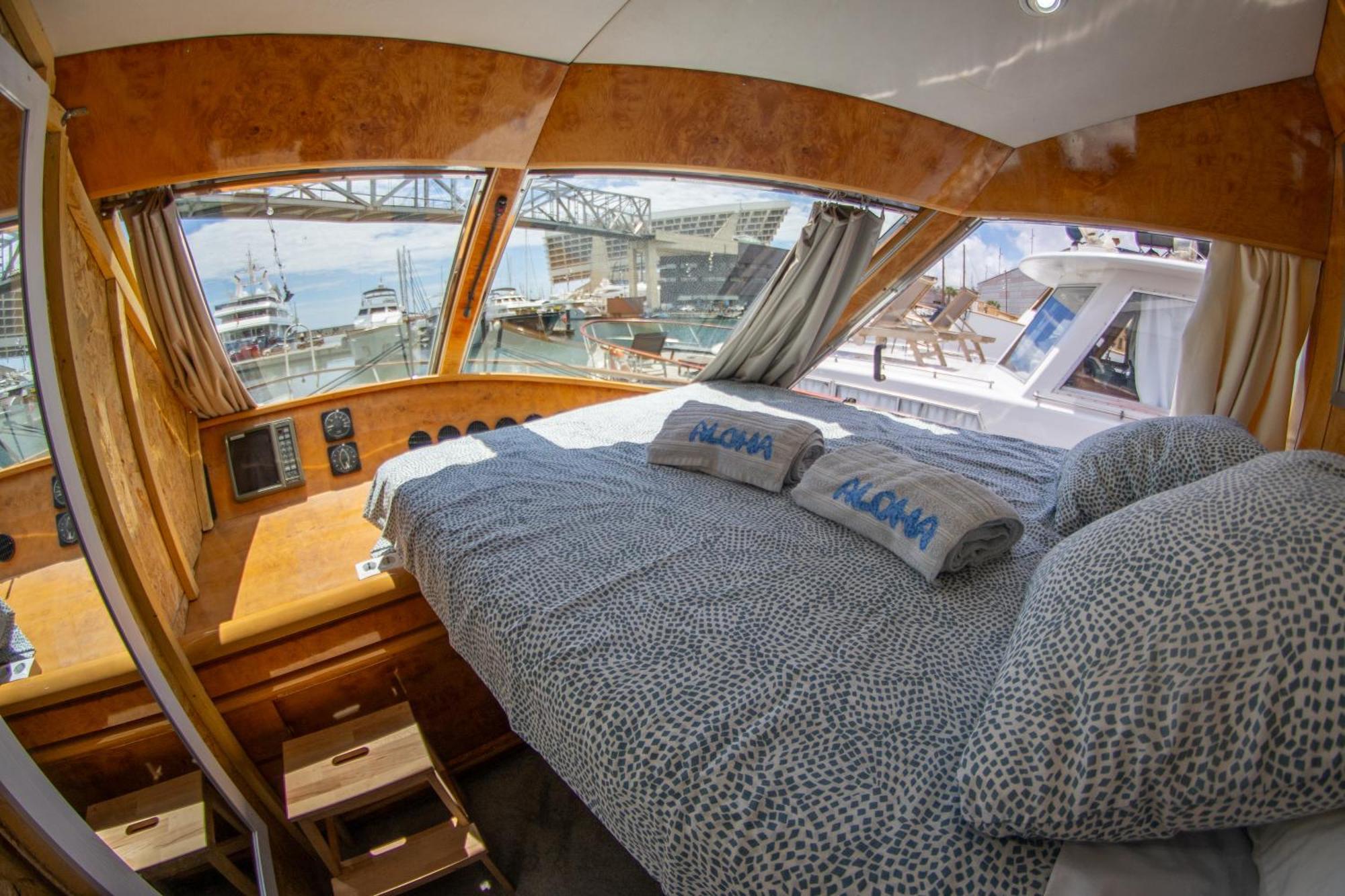 Boat Aloha Ξενοδοχείο Sant Adria de Besos Εξωτερικό φωτογραφία